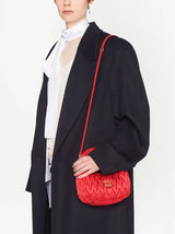 Miu Miu Bolsa Wander Mini Vermelho Cetim