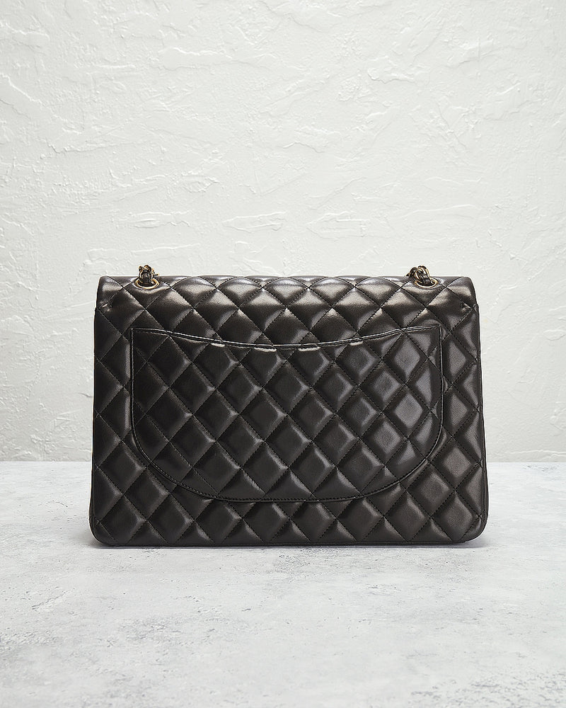 Bolsa Chanel de Lâmina de Borrego XL Maxi Dobro Flap Preto