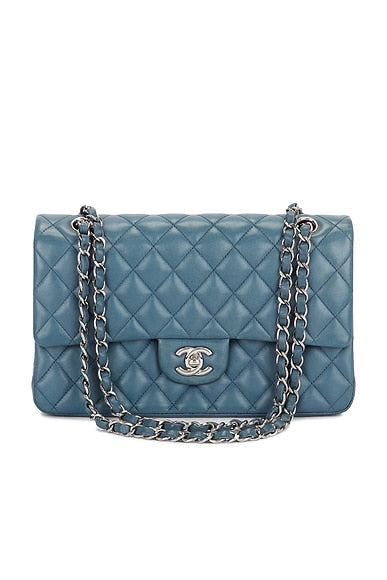 Bolsa Clássica de Flap Duplo de Chanel em Azul
